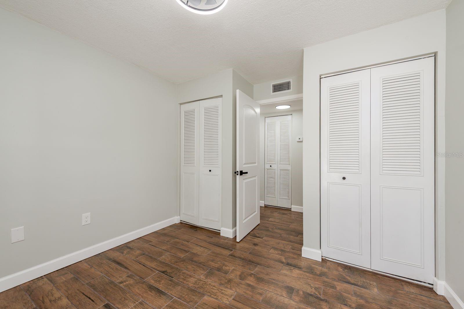 1151 PINE RIDGE CIR W #H1