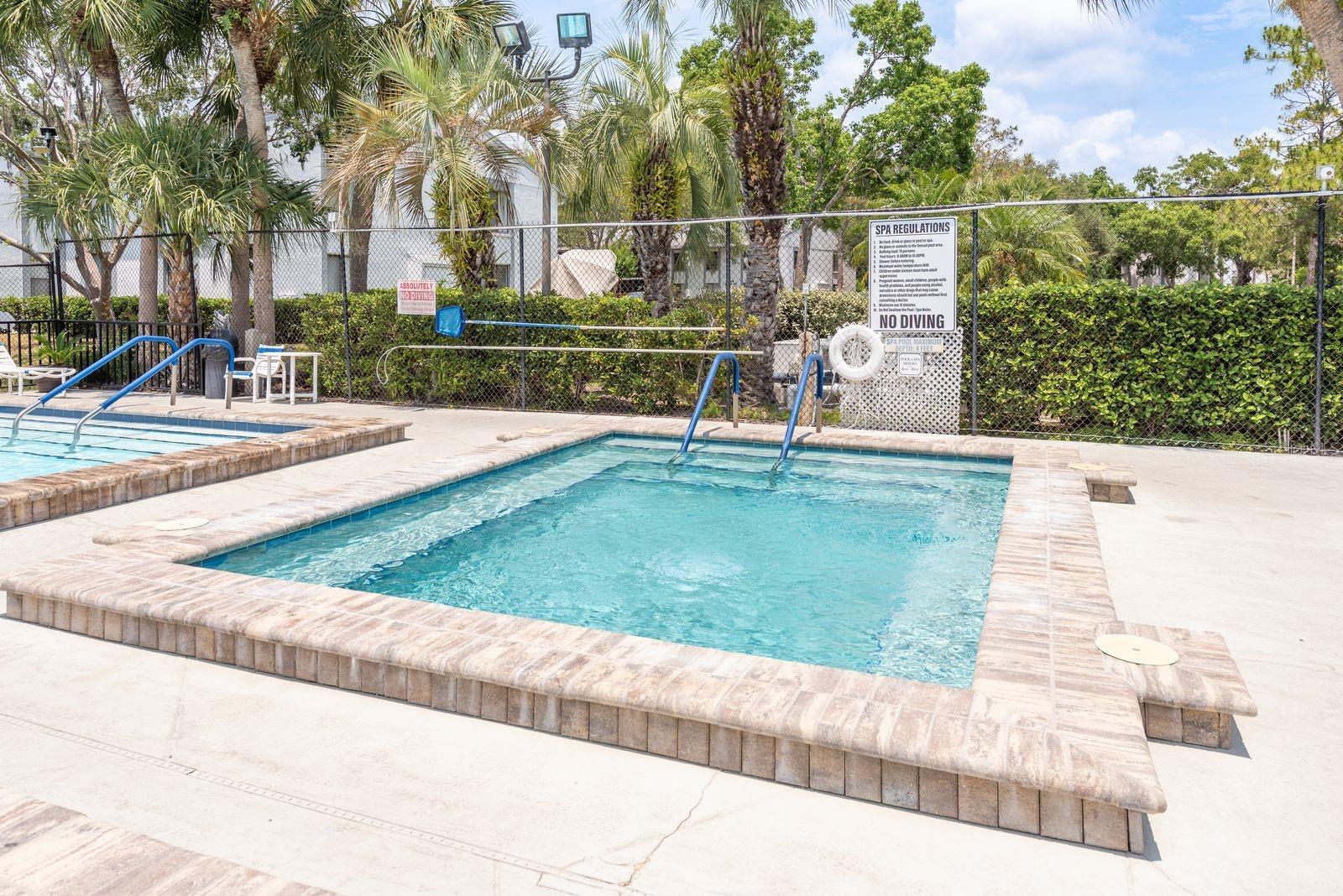 1151 PINE RIDGE CIR W #H1