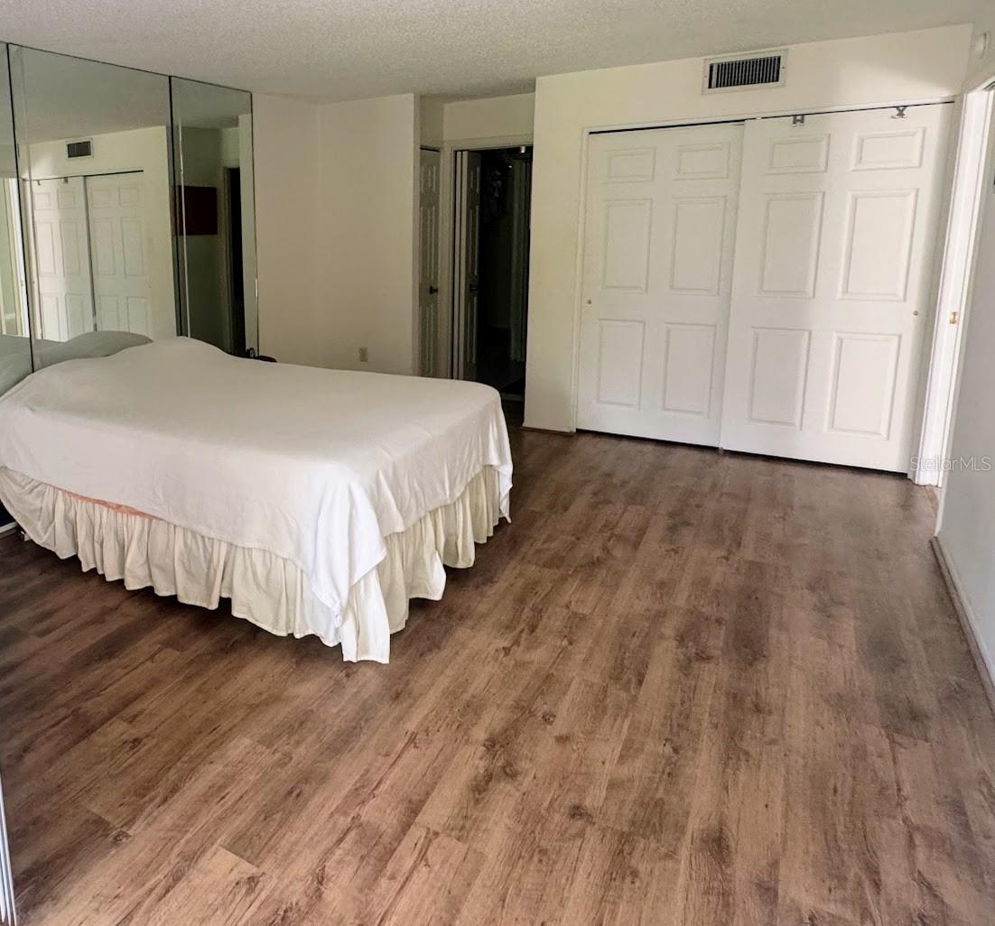 647 WOODLAWN DR #647