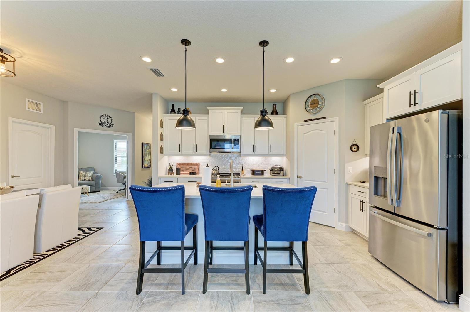 4625 CANOE CREEK AVE