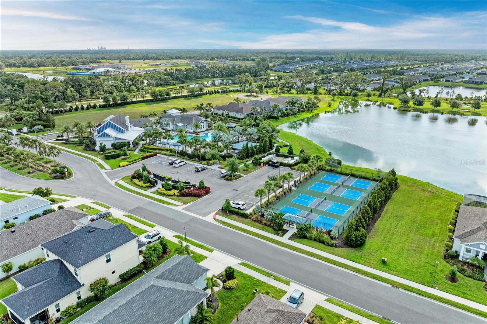 4625 CANOE CREEK AVE