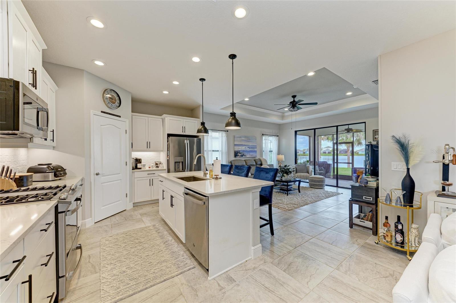 4625 CANOE CREEK AVE