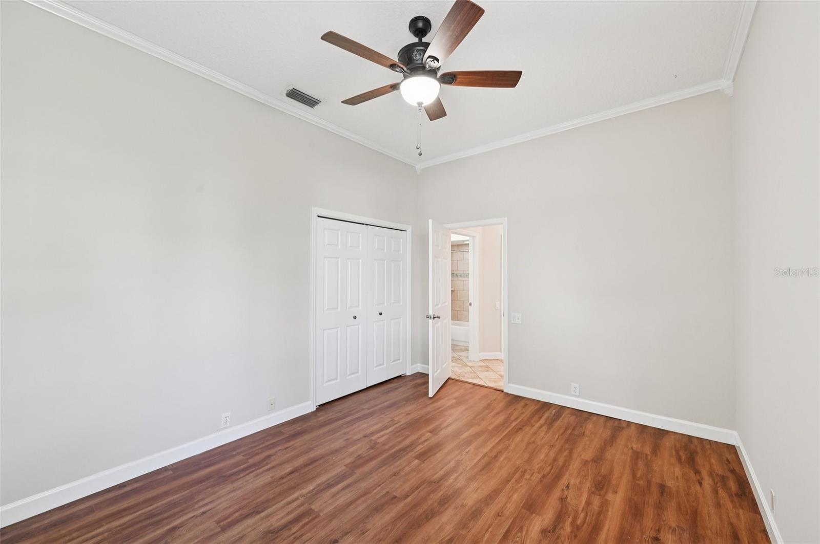 6744 HICKORY HAMMOCK CIR