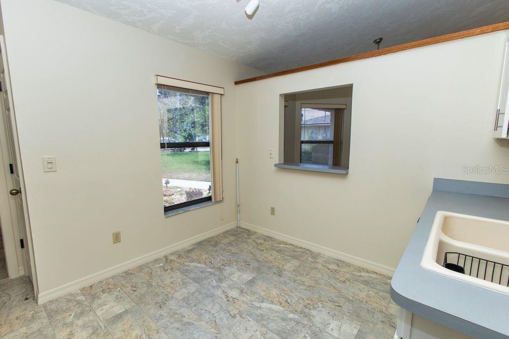 5213 20TH STREET CT E