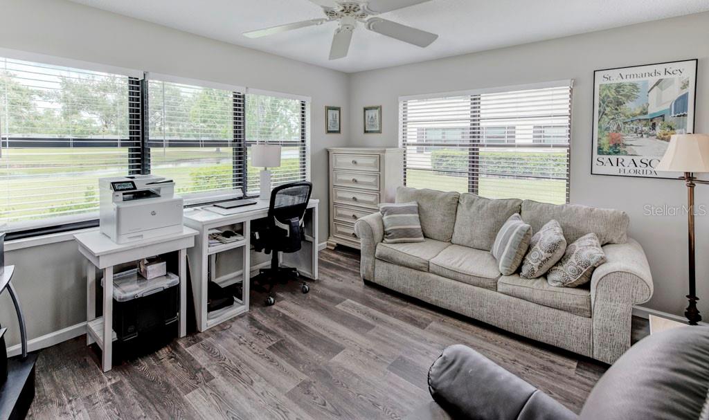 7110 FAIRWAY BEND LN #181