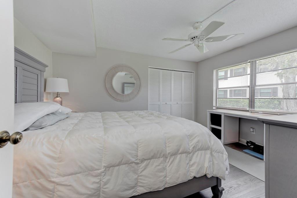 7110 FAIRWAY BEND LN #181