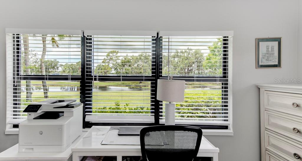 7110 FAIRWAY BEND LN #181