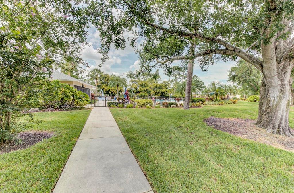 7110 FAIRWAY BEND LN #181