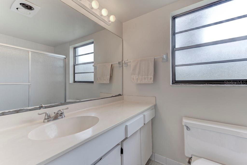 7110 FAIRWAY BEND LN #181