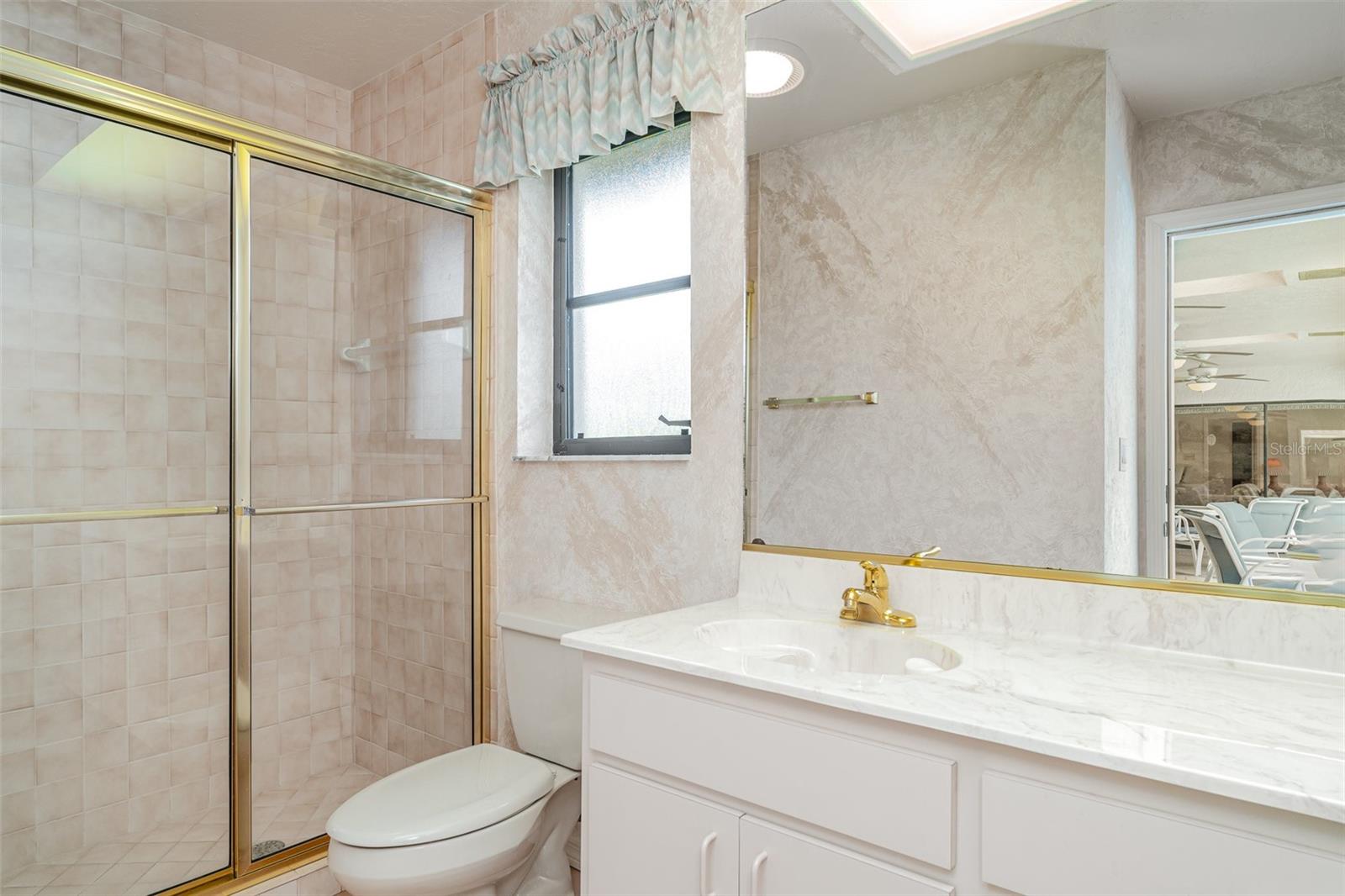 4330 PRESIDENTIAL AVENUE CIR E