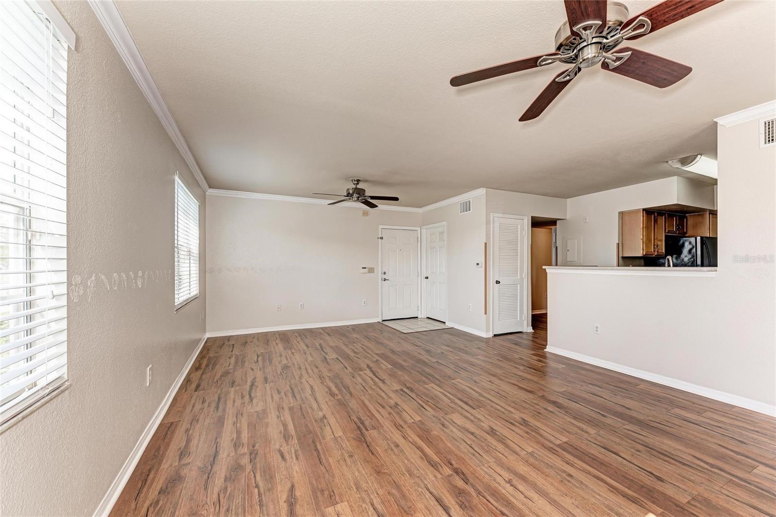 1030 VILLAGIO CIR #103