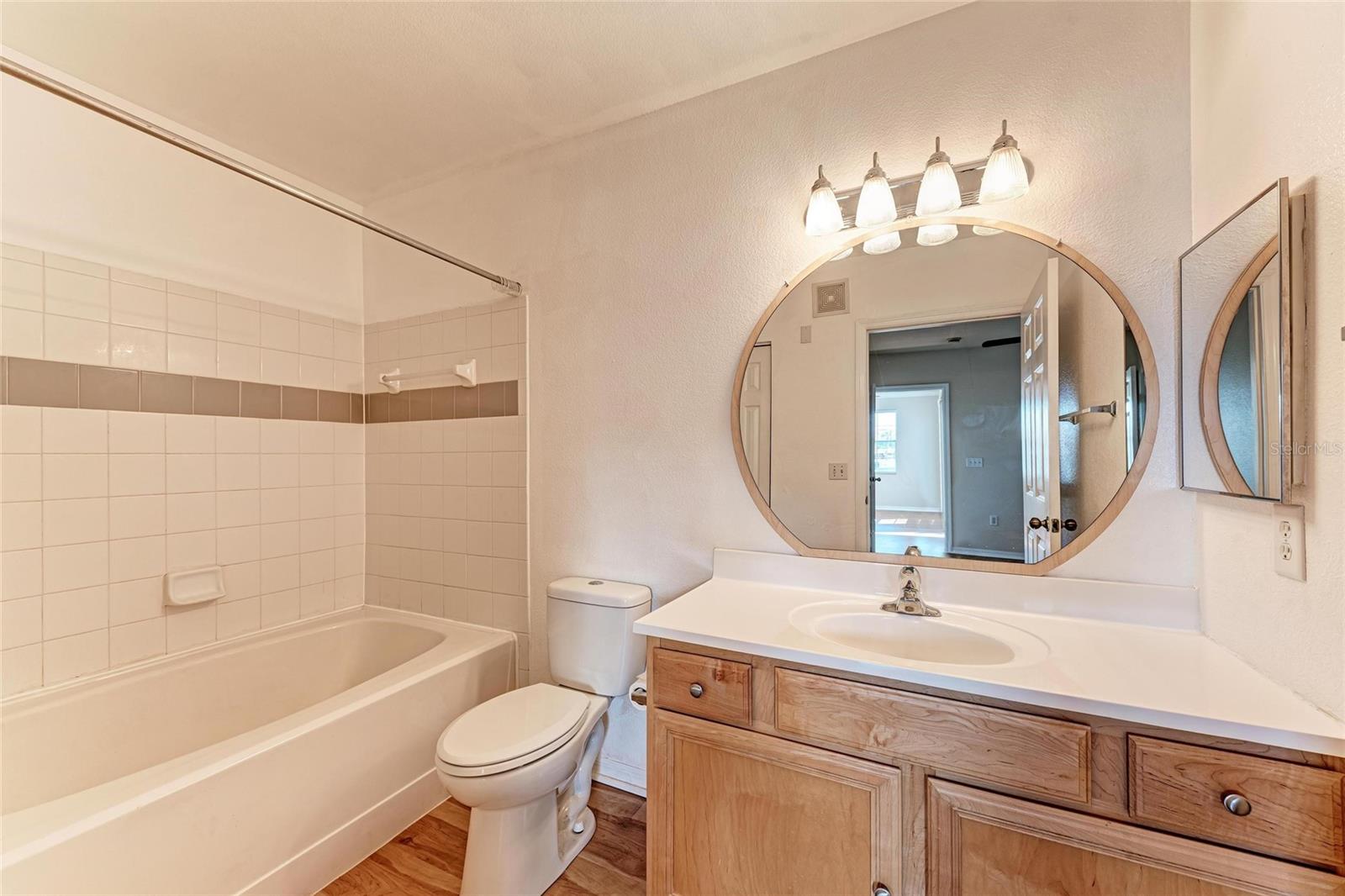 1030 VILLAGIO CIR #103