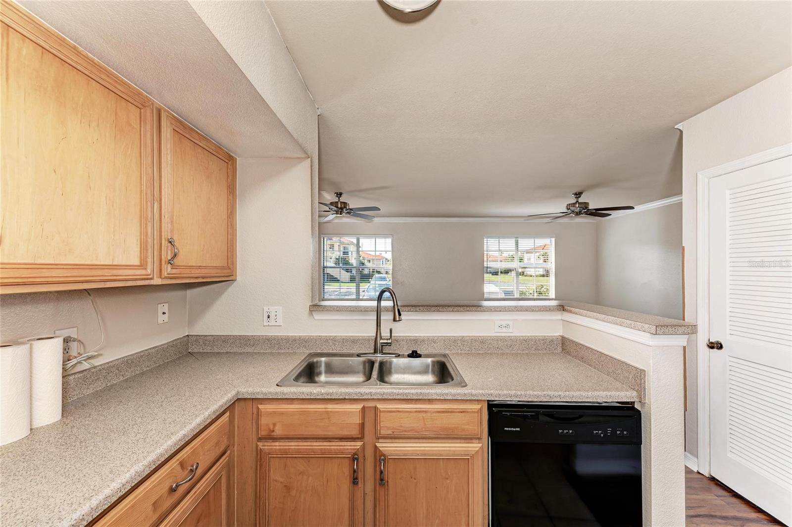 1030 VILLAGIO CIR #103