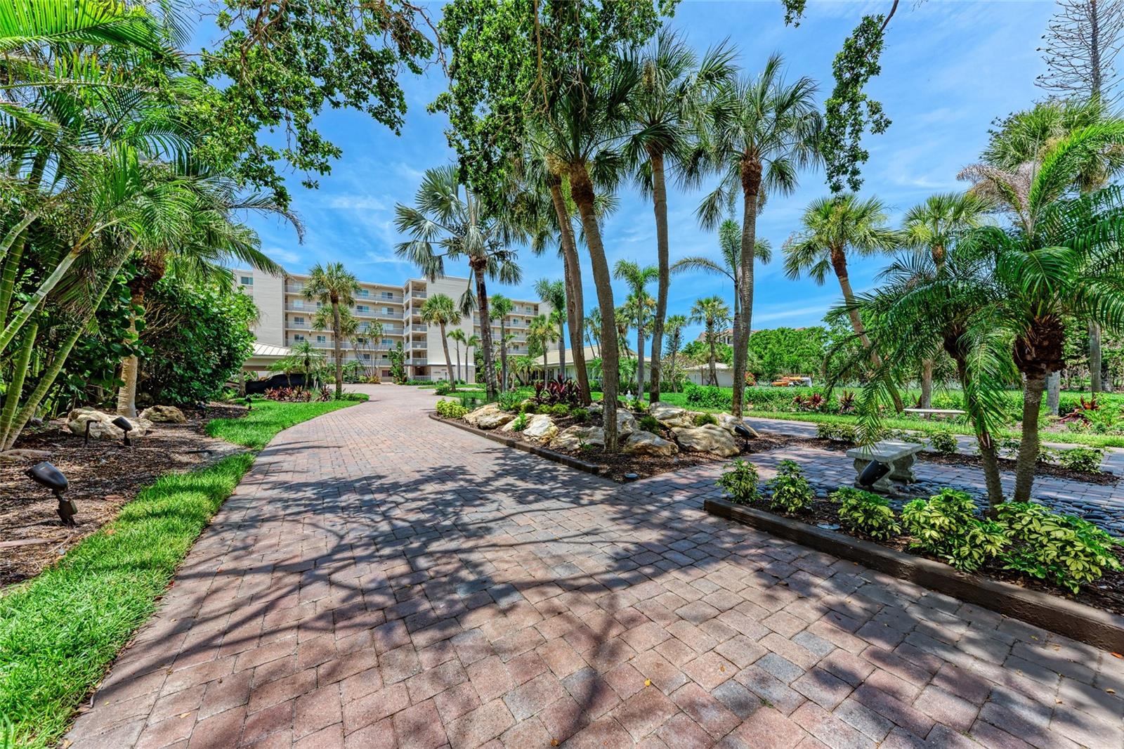 4805 GULF OF MEXICO DR #105