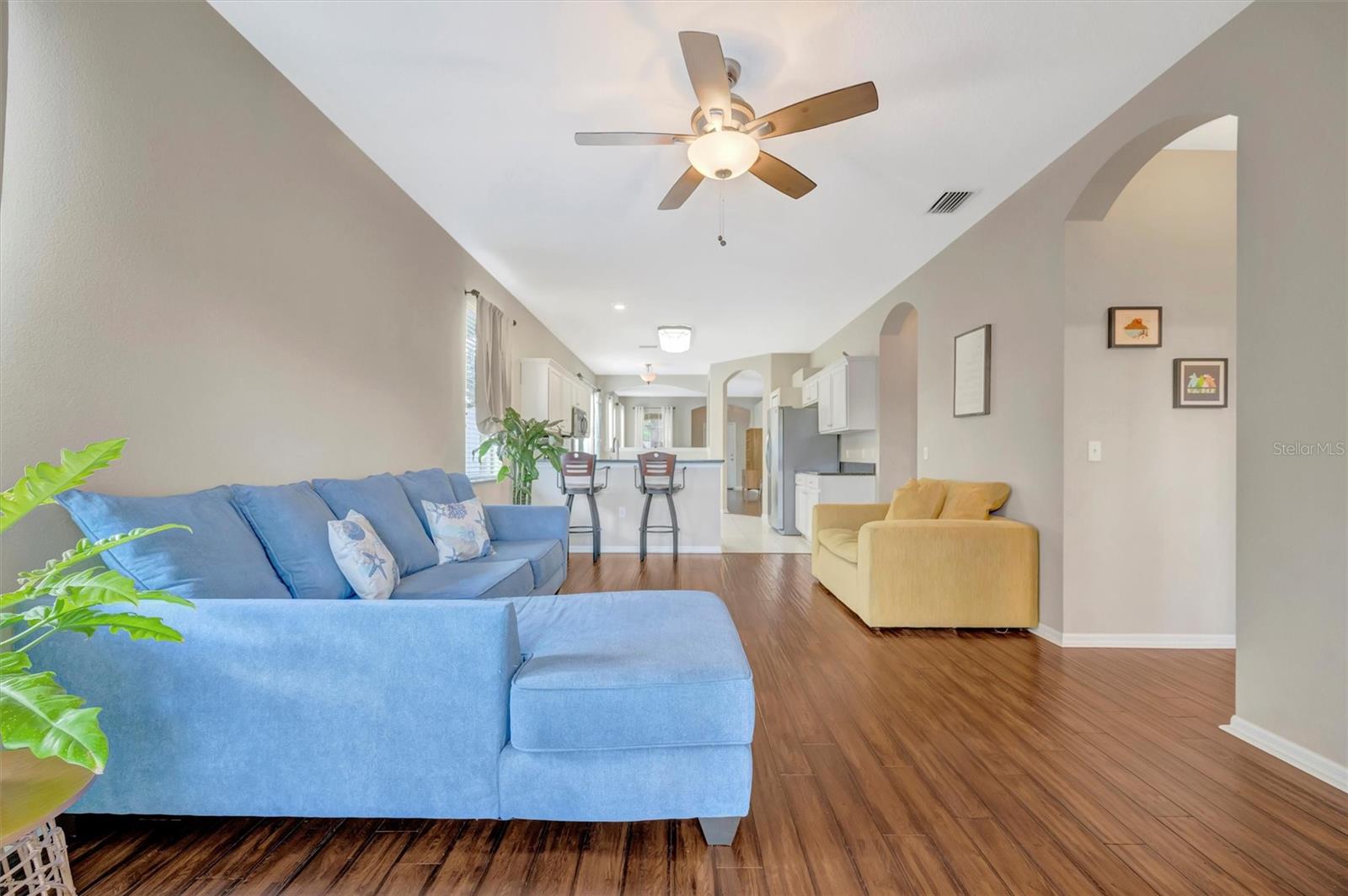 14255 GNATCATCHER TER