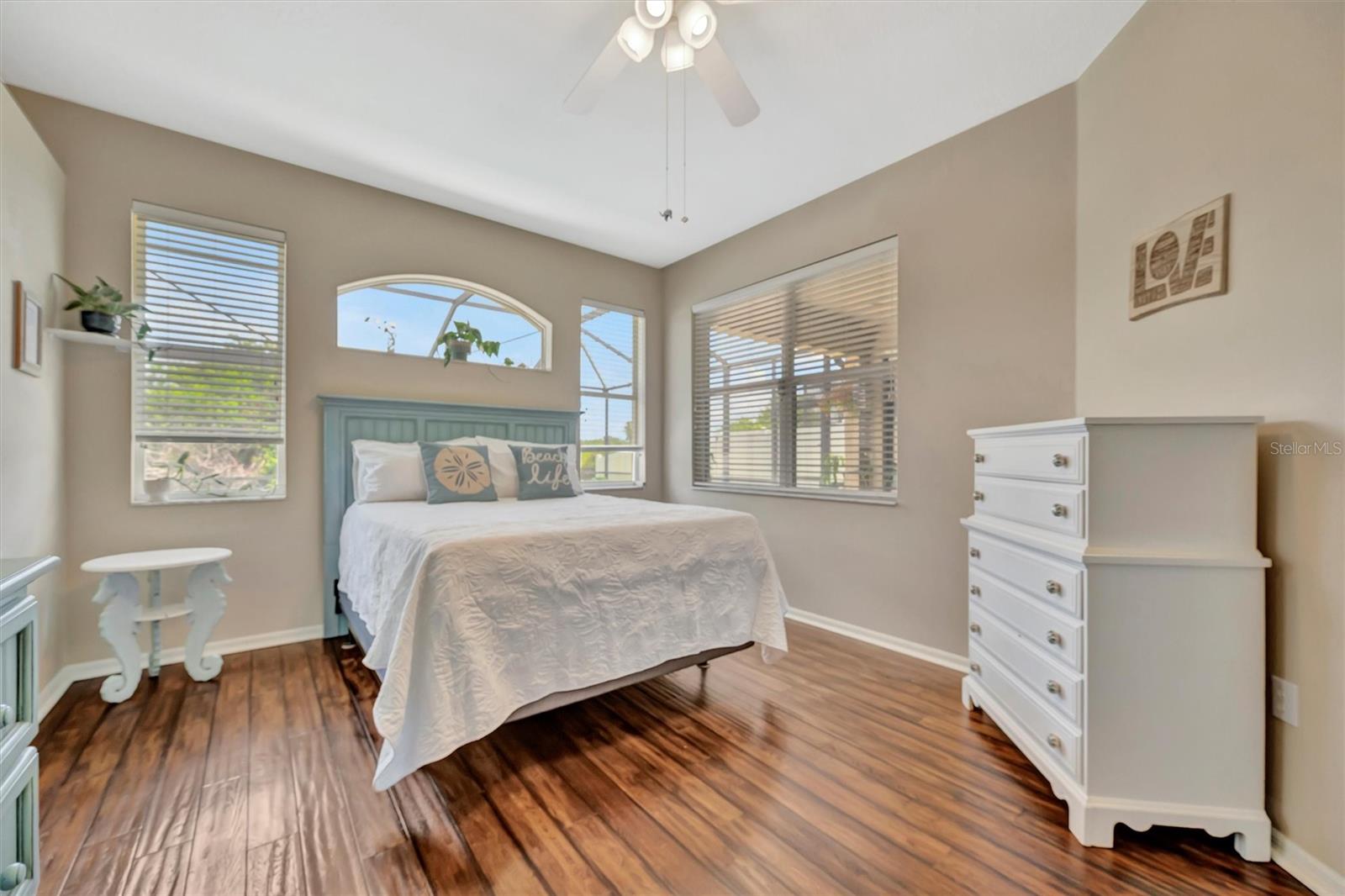 14255 GNATCATCHER TER