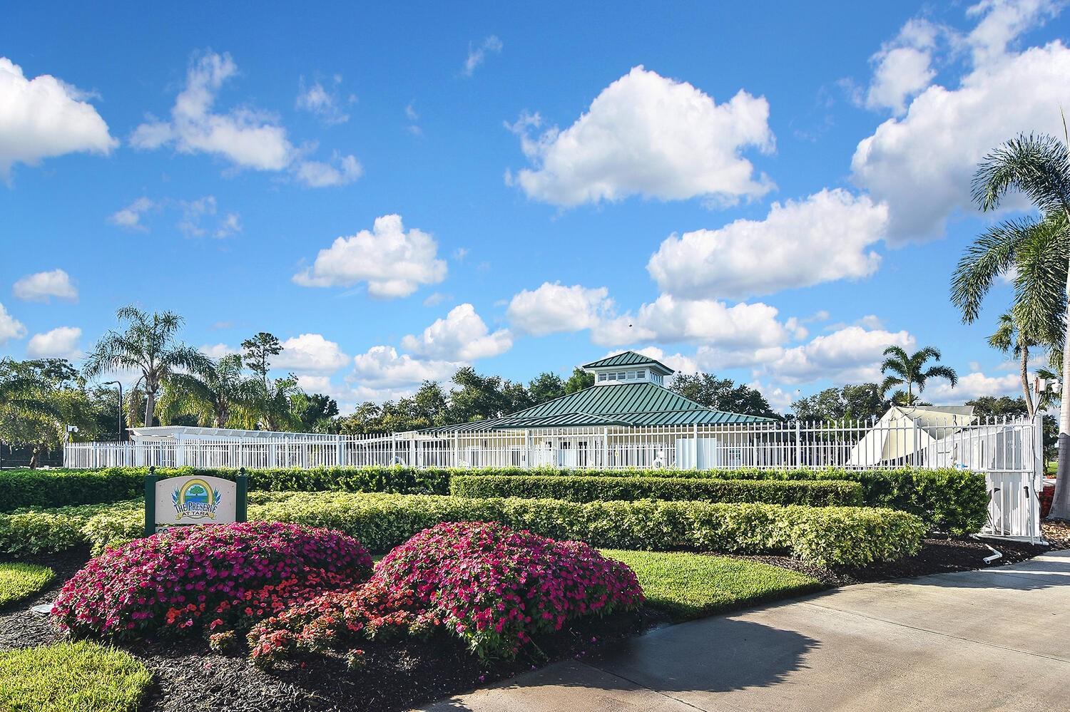 7605 SWEETBAY CIR #5-102