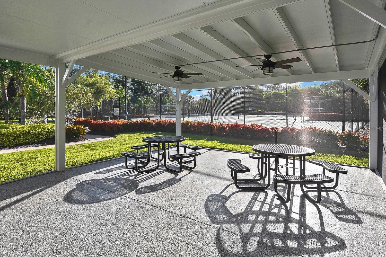 7605 SWEETBAY CIR #5-102