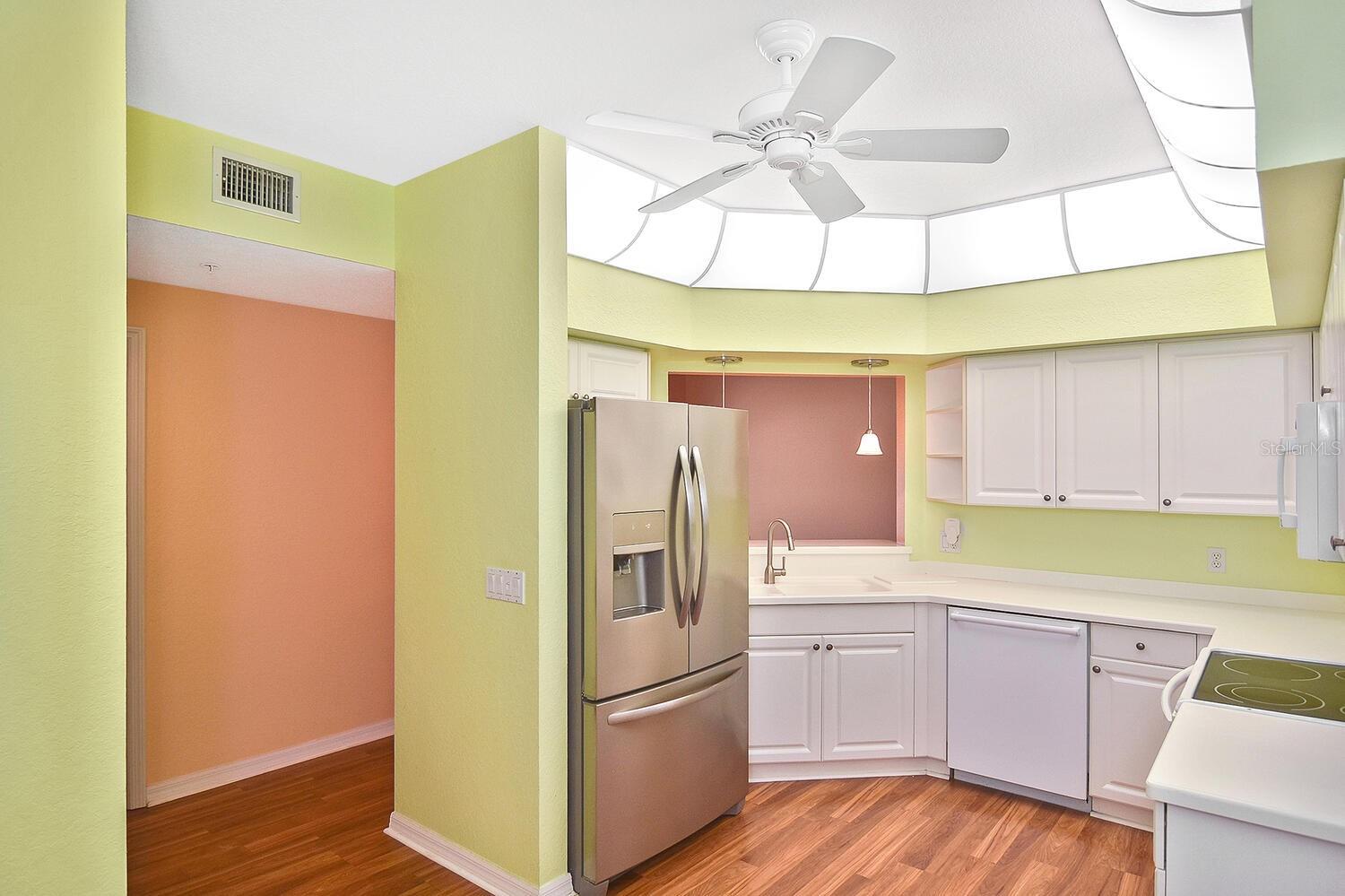 7605 SWEETBAY CIR #5-102