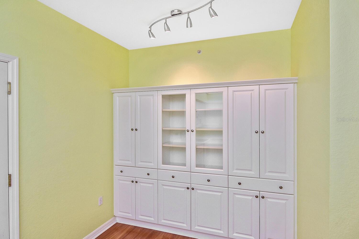 7605 SWEETBAY CIR #5-102