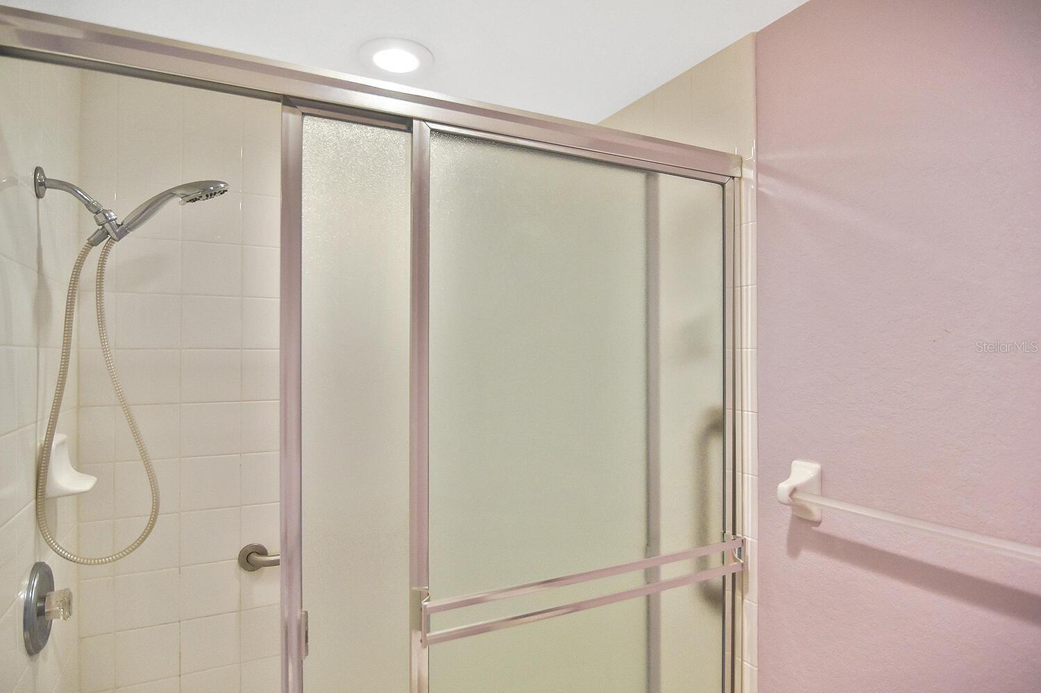 7605 SWEETBAY CIR #5-102