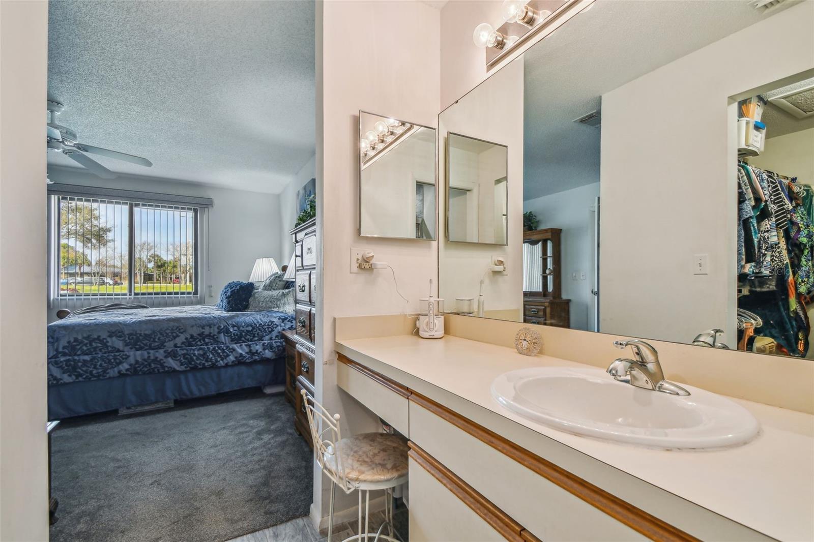 2703 60TH AVENUE PLZ N