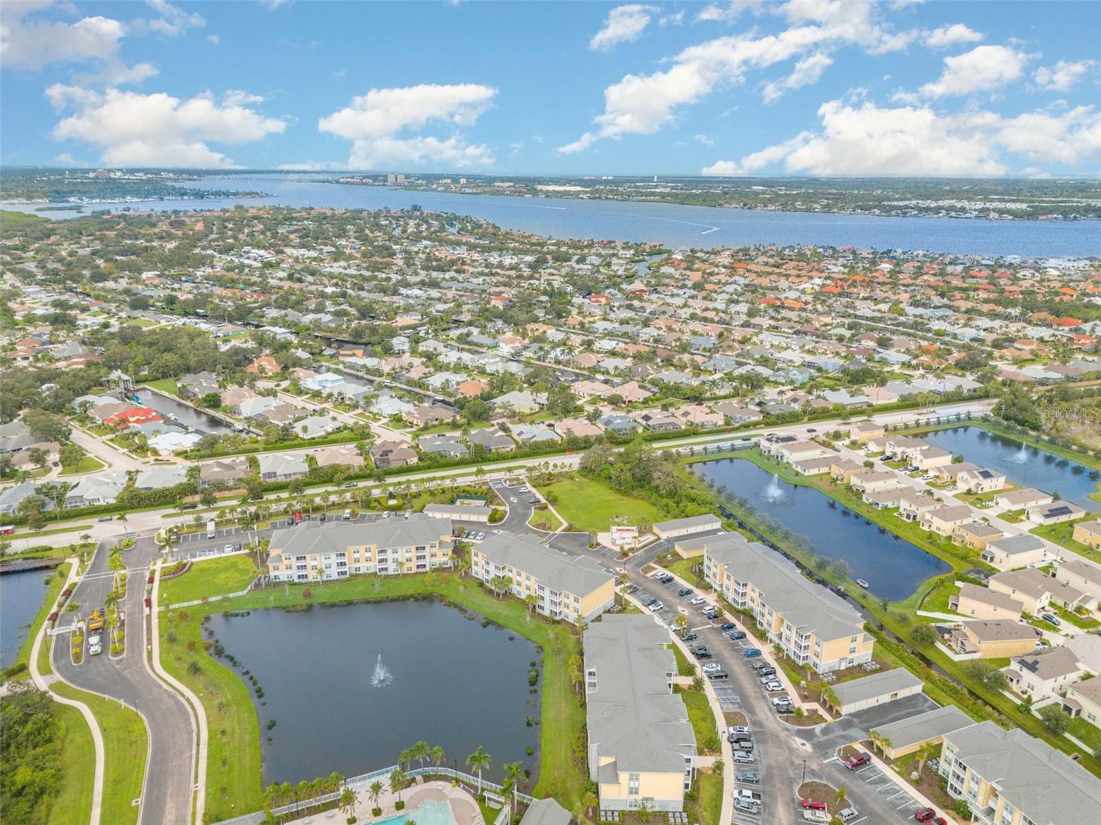 183 AMERICAS CUP BLVD