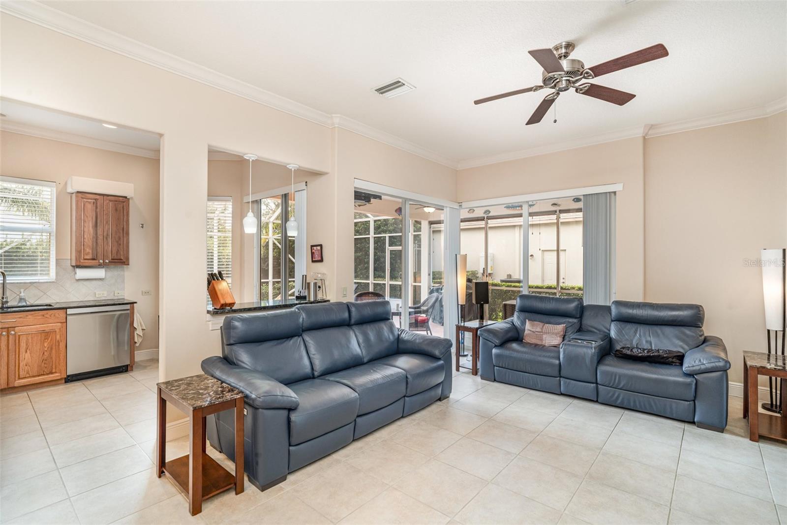 183 AMERICAS CUP BLVD