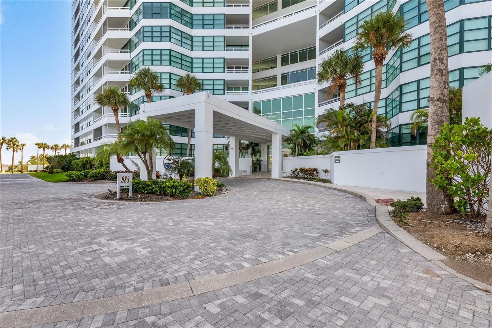 988 BLVD OF THE ARTS #1415