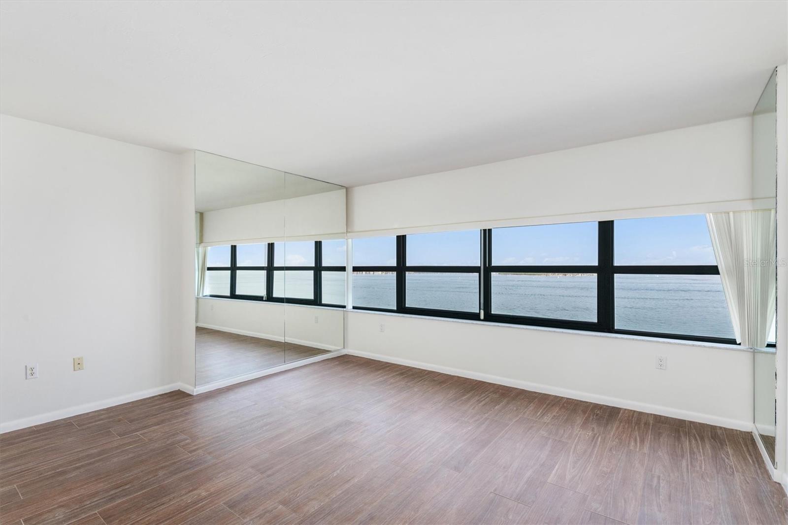 988 BLVD OF THE ARTS #1415