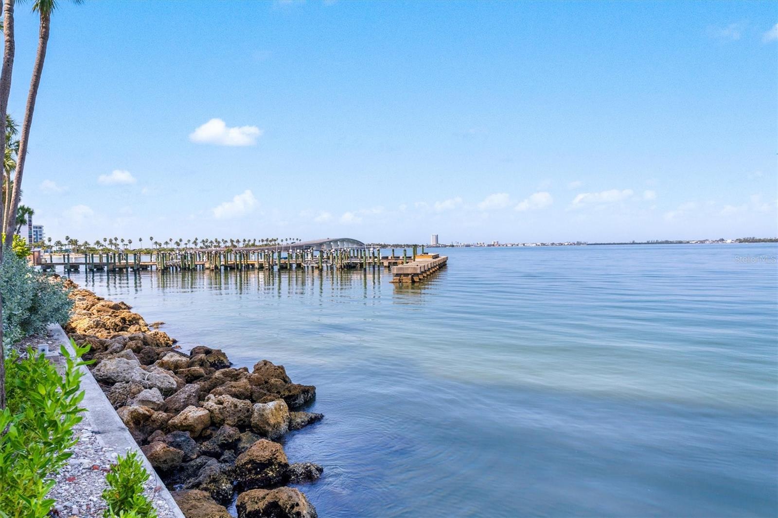 988 BLVD OF THE ARTS #1415