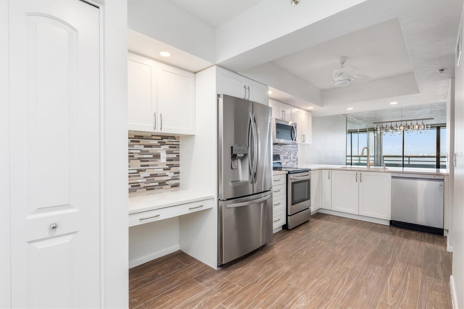 988 BLVD OF THE ARTS #1415