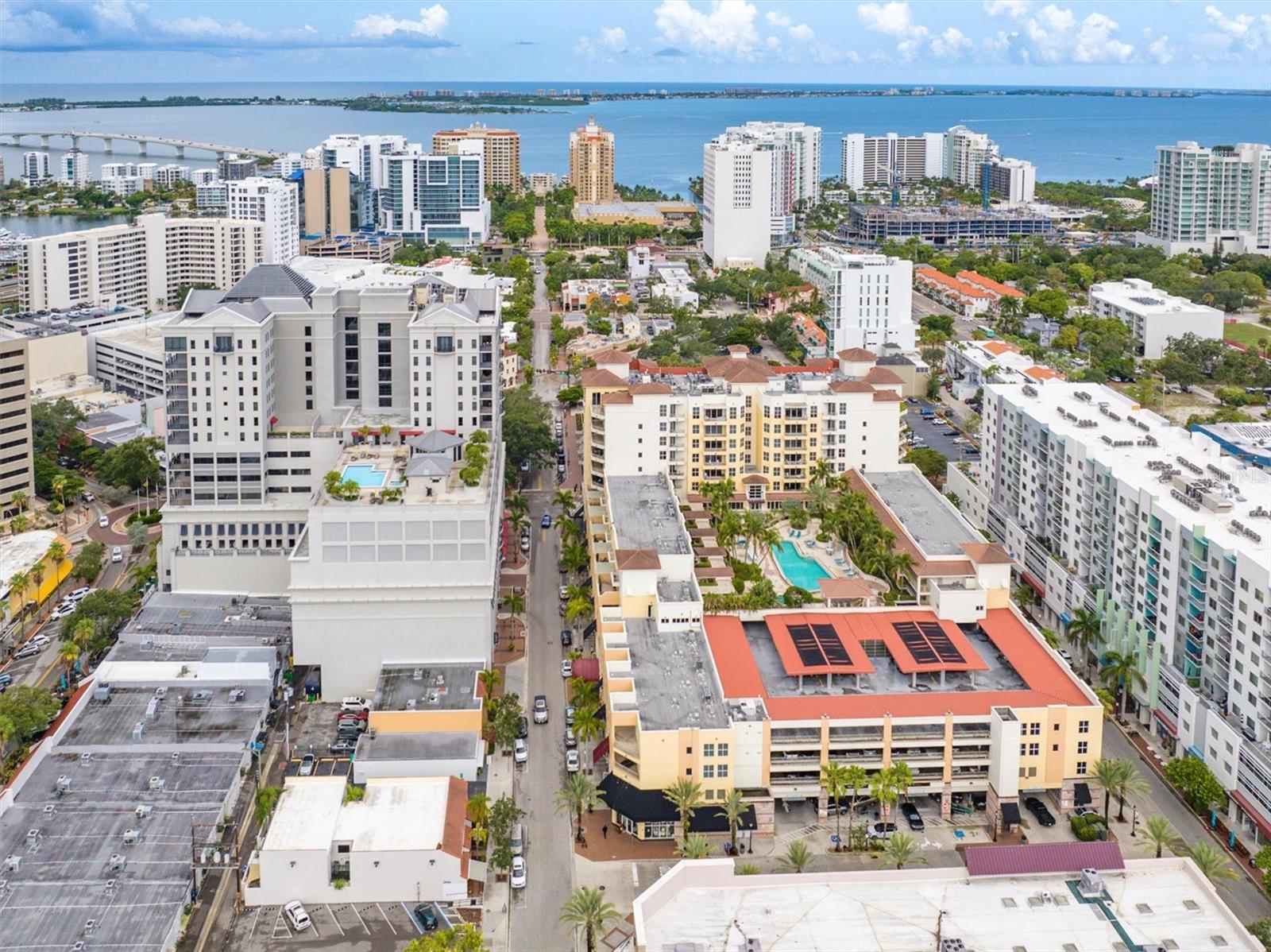 988 BLVD OF THE ARTS #1415