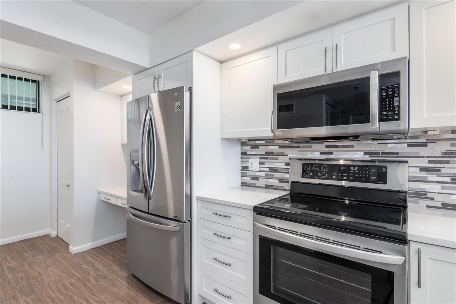 988 BLVD OF THE ARTS #1415