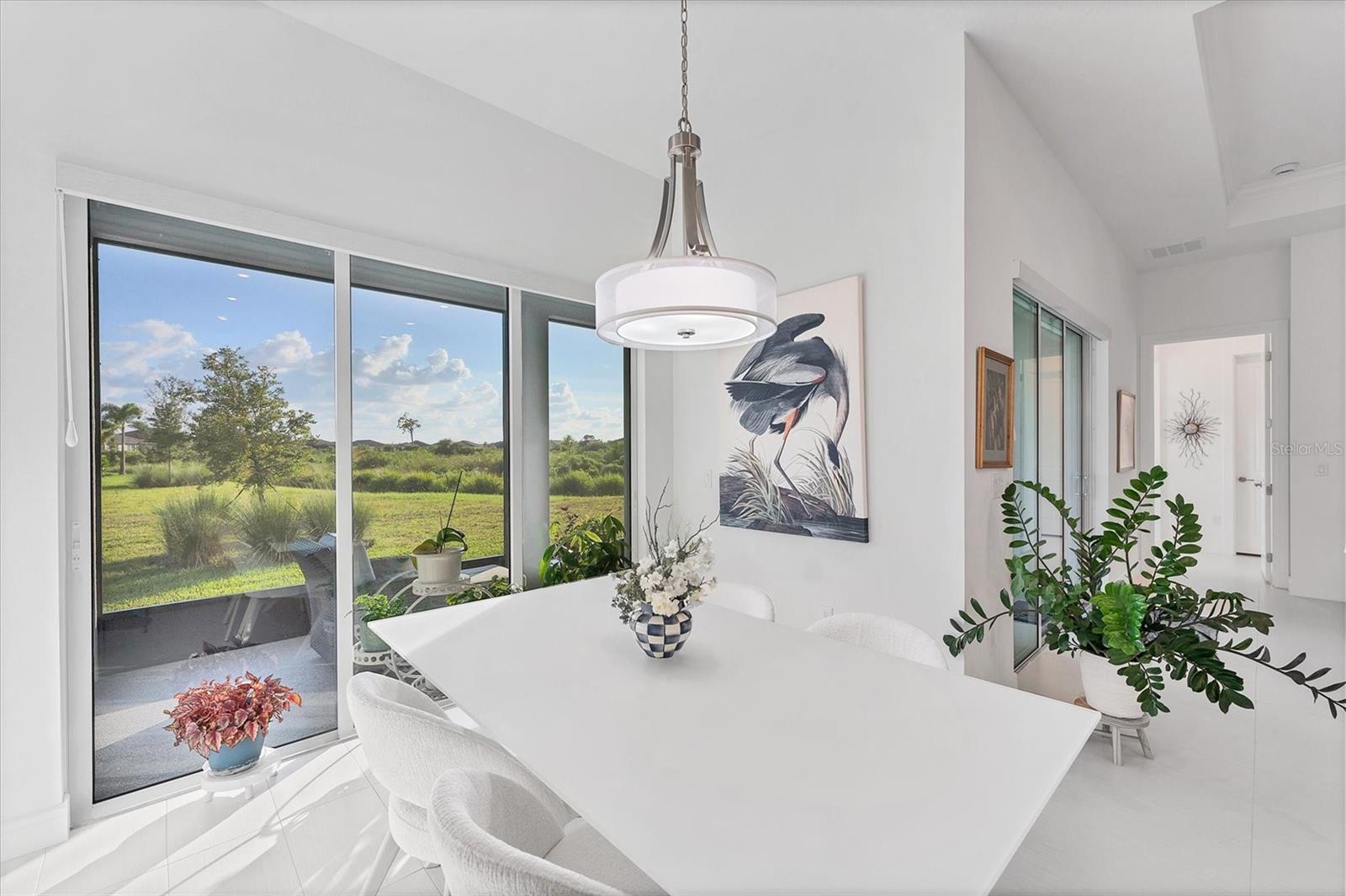 8541 COASTAL PALMS GLN