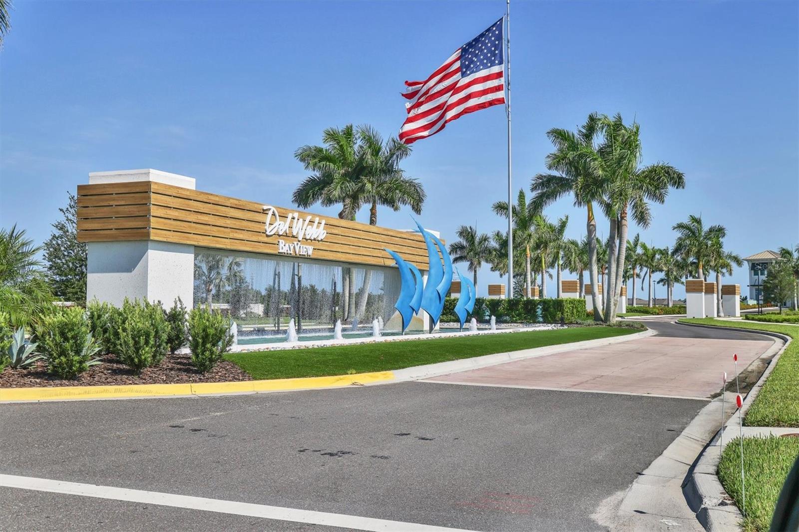 8541 COASTAL PALMS GLN