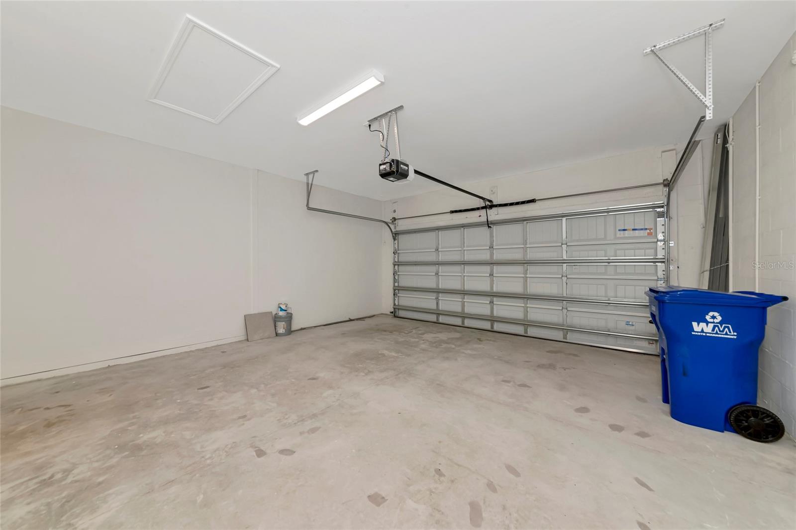 15114 MISTY WATER XING