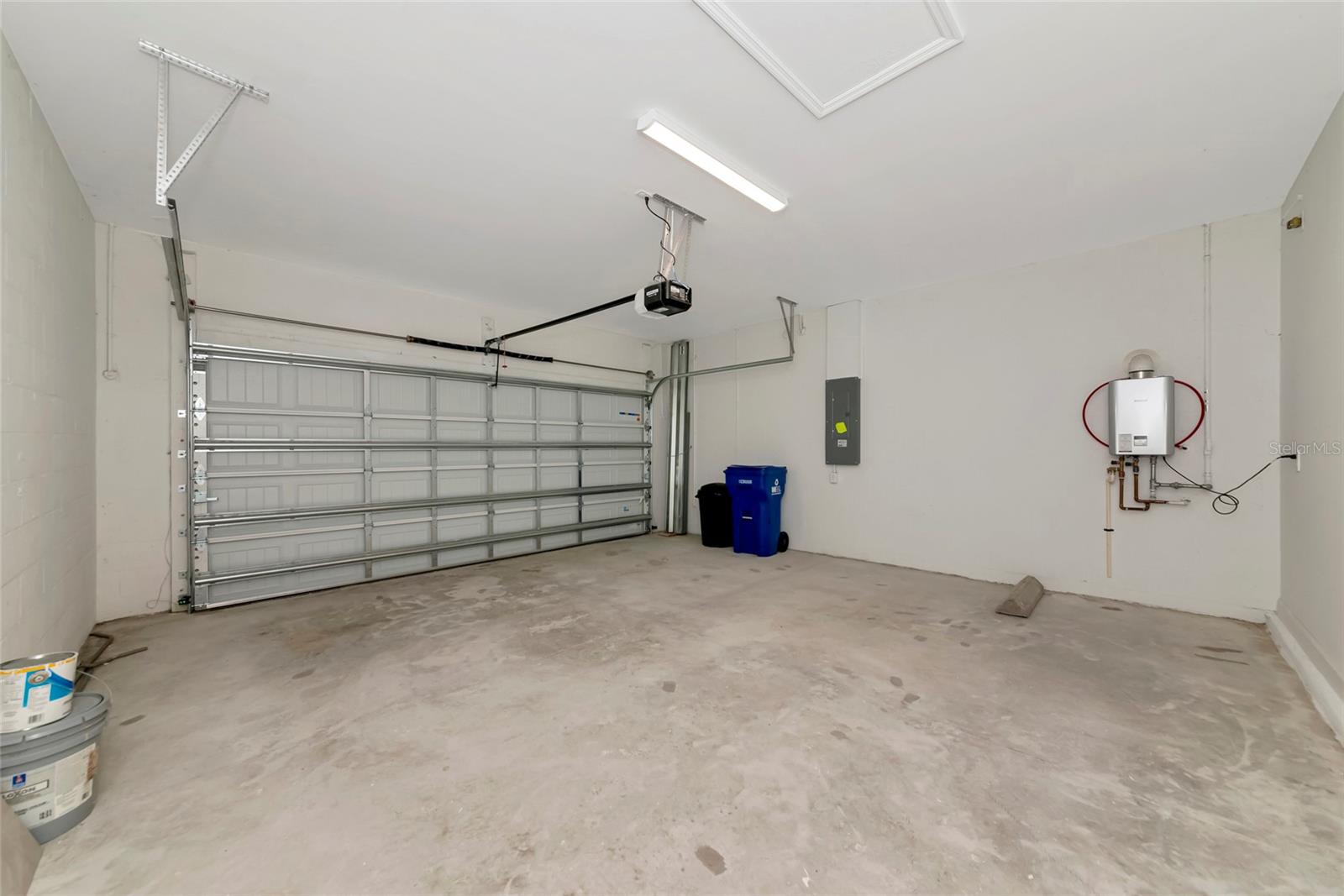 15114 MISTY WATER XING