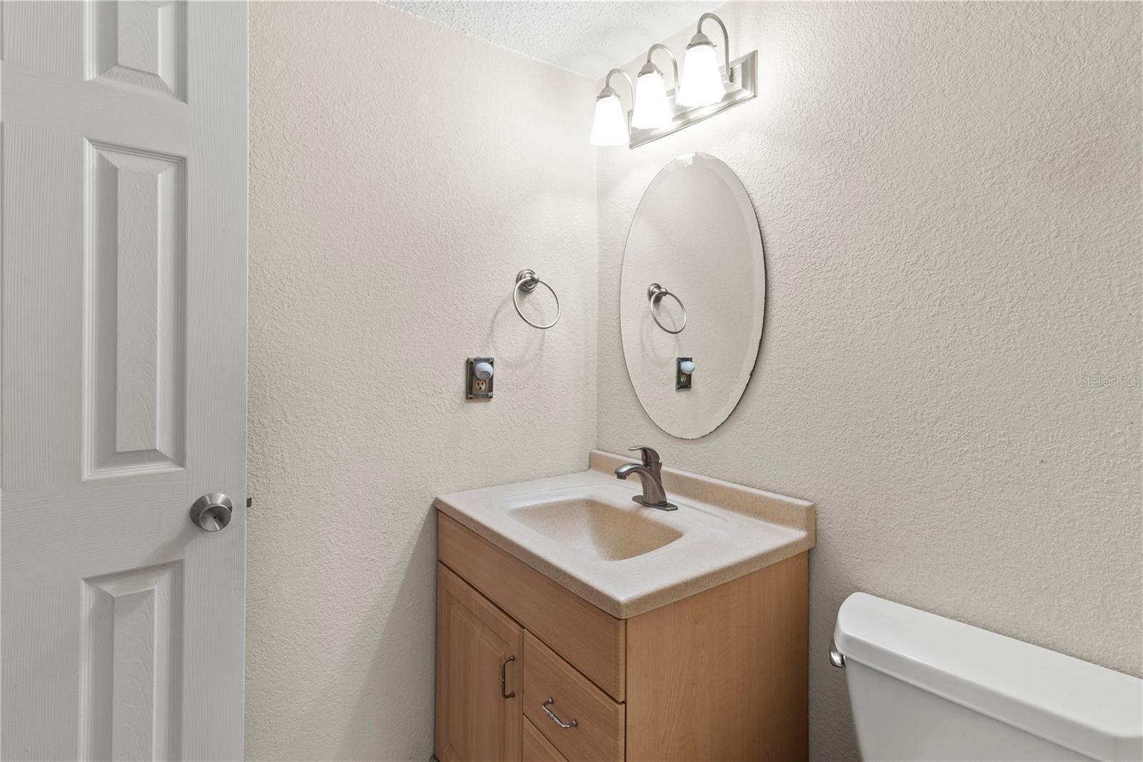 4103 LAKE BAYSHORE DR #404