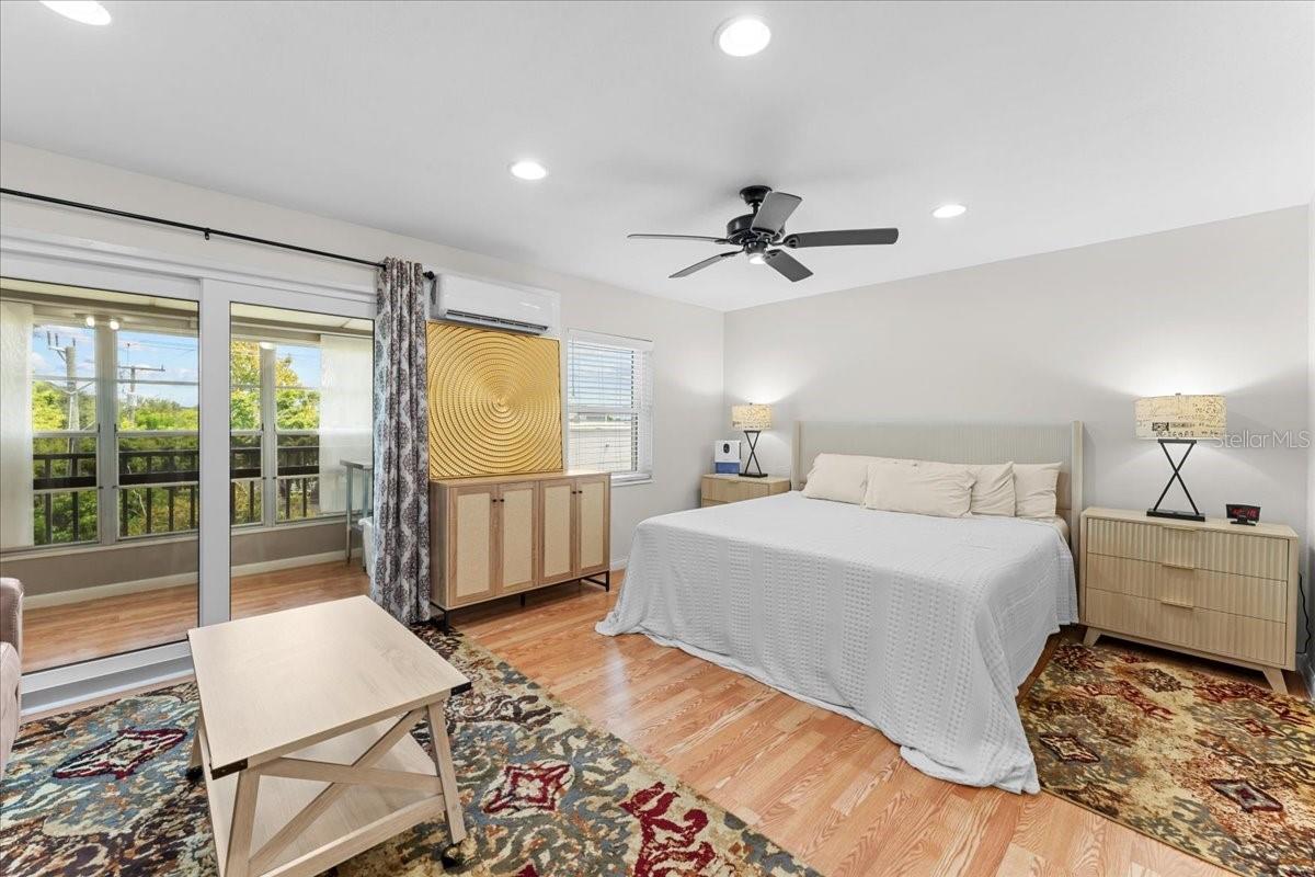 1561 LEISURE DR #F34