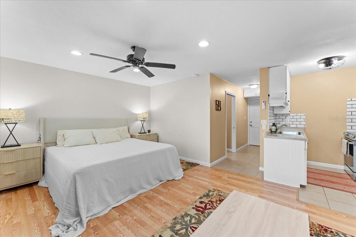 1561 LEISURE DR #F34