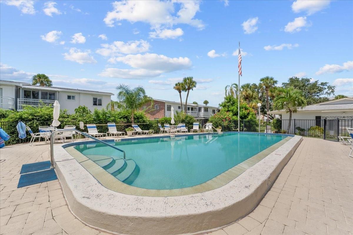 1561 LEISURE DR #F34