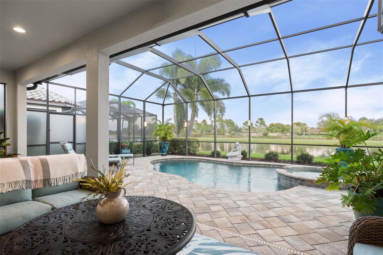 10414 WICKER PARK PL