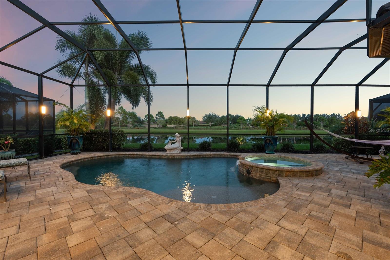 10414 WICKER PARK PL