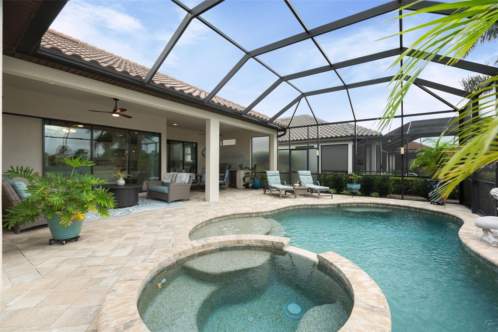 10414 WICKER PARK PL