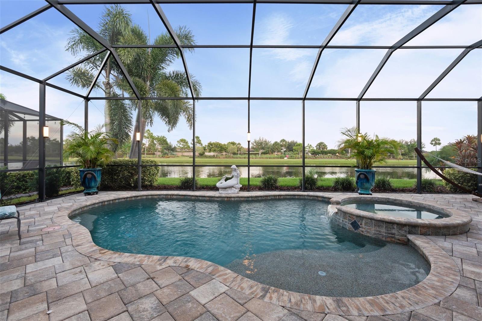 10414 WICKER PARK PL