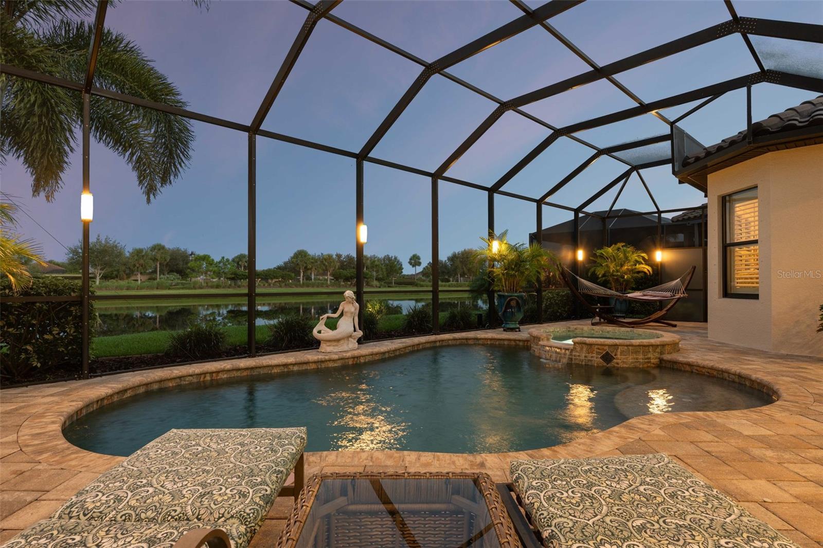 10414 WICKER PARK PL