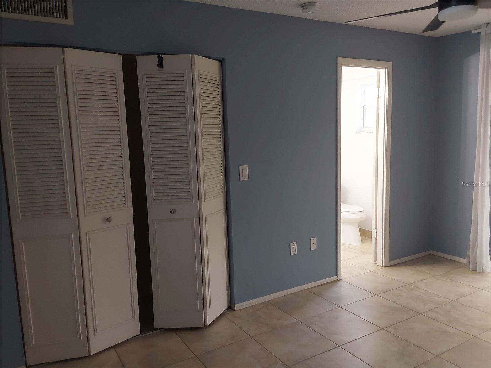 4210 IRONWOOD CIR #107J