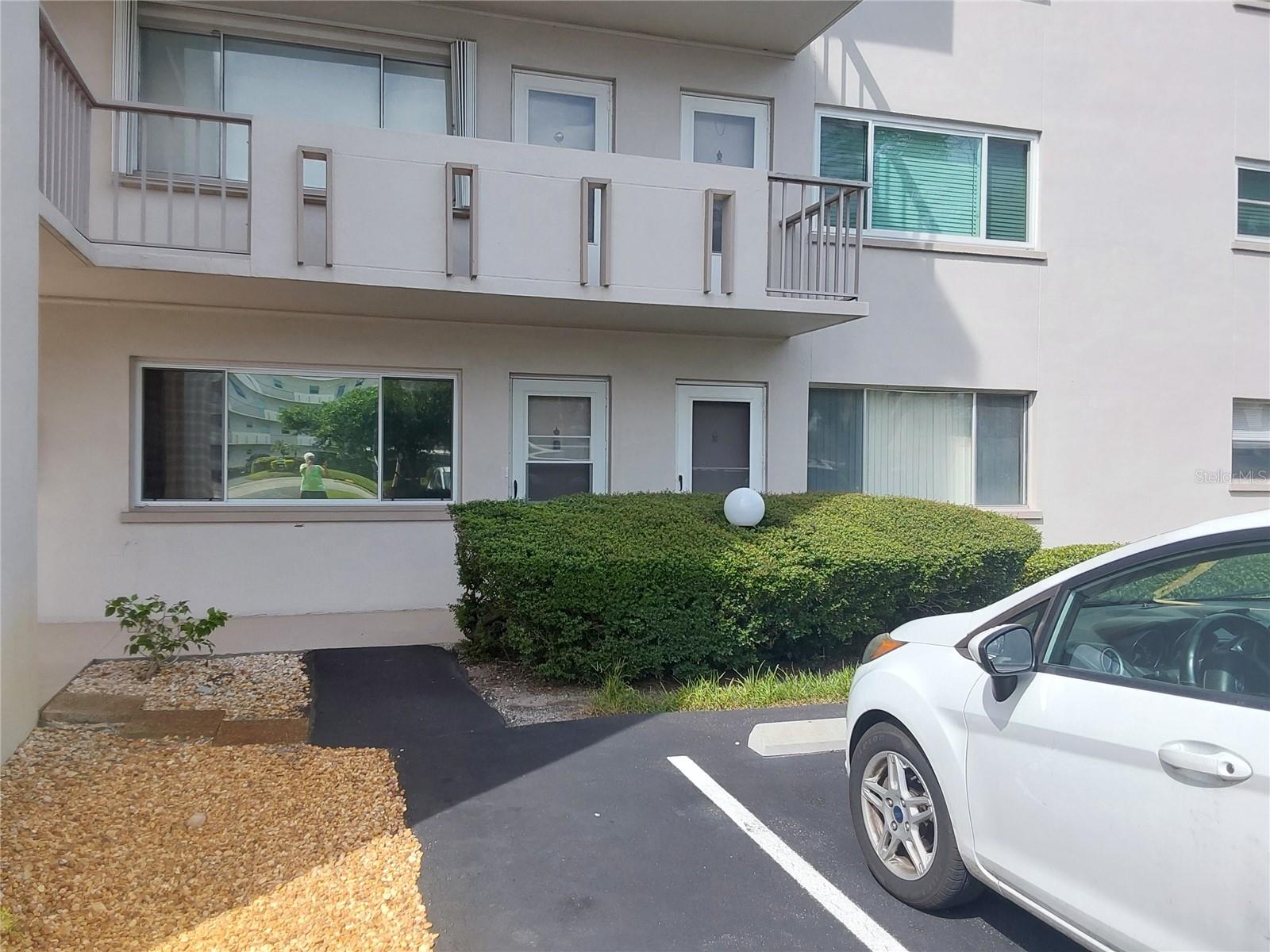 4210 IRONWOOD CIR #107J