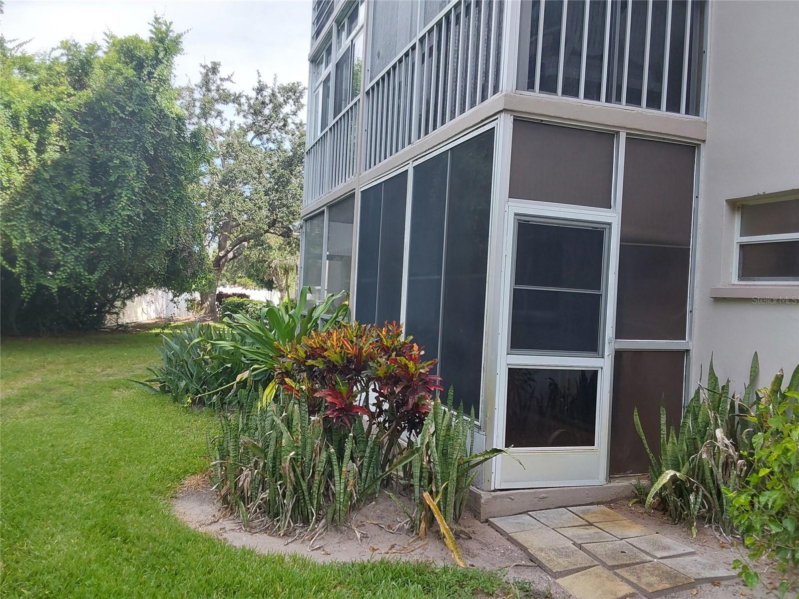 4210 IRONWOOD CIR #107J